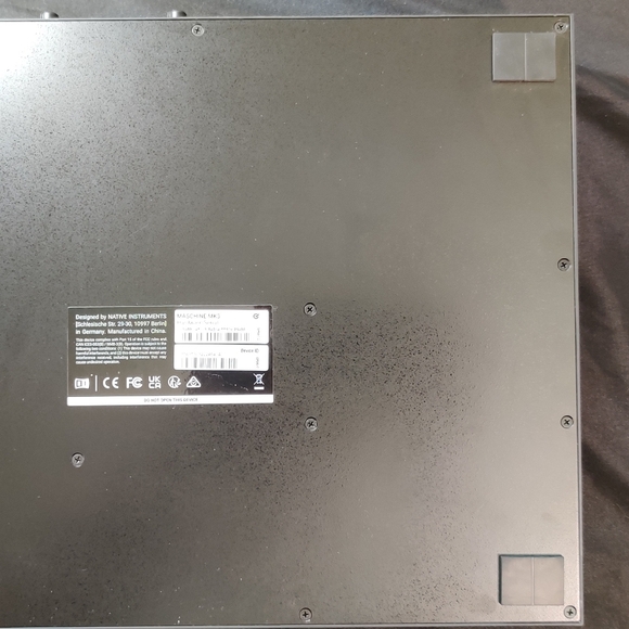 Maschine MK3 - Picture 9 of 11